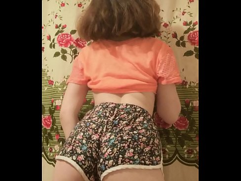 ❤️ سیکسی نوجوان بیب کیمرے پر اپنی شارٹس اتار رہی ہے۔ ️❌ مقعد ویڈیو پر ur.pornxlxx.ru ❌️❤